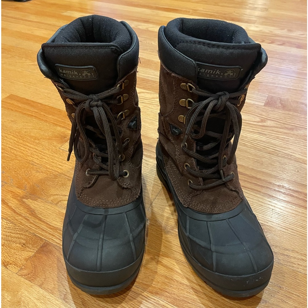 Men’s Kamik Thinsulate snow boots. Size 8